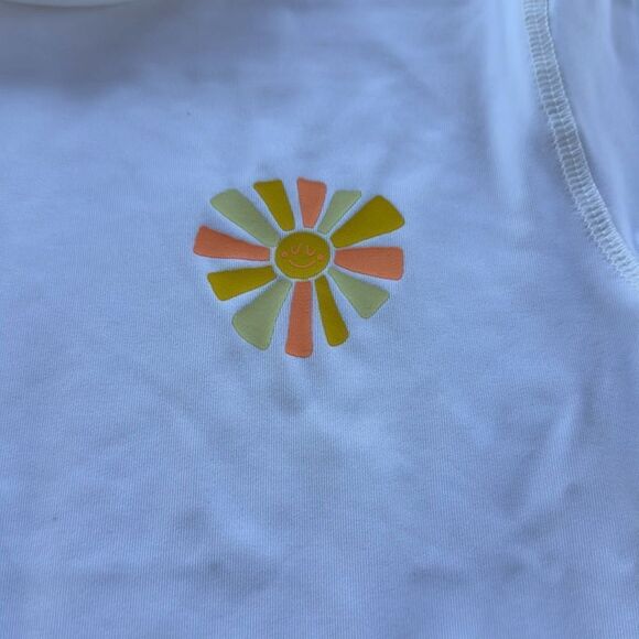 NWT Cat & Jack Size Small (6/7) Sun Print White Short Sleeve Rash Guard Top - Picture 4 of 7
